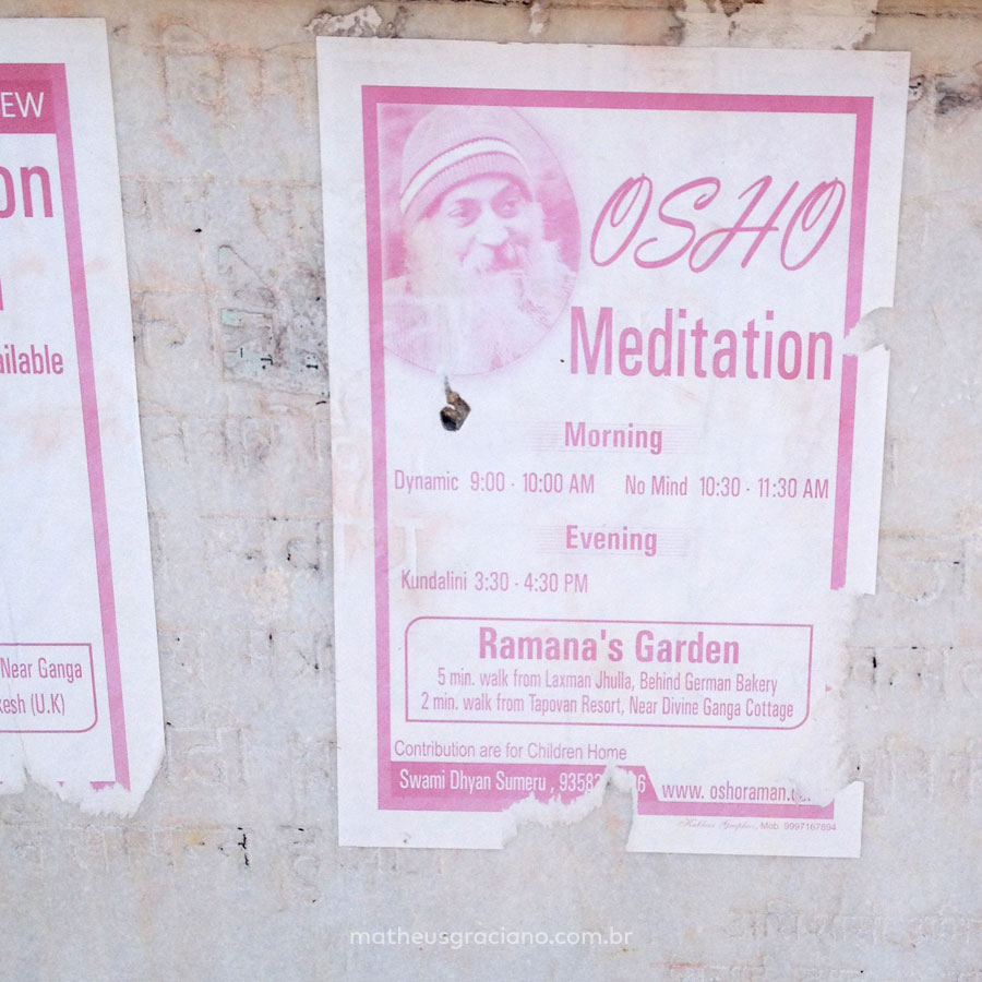 Cartaz sobre Osho para Turistas em Rishikesh